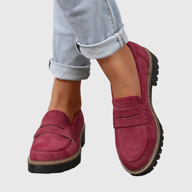 Rot / 12 US | 43 EU