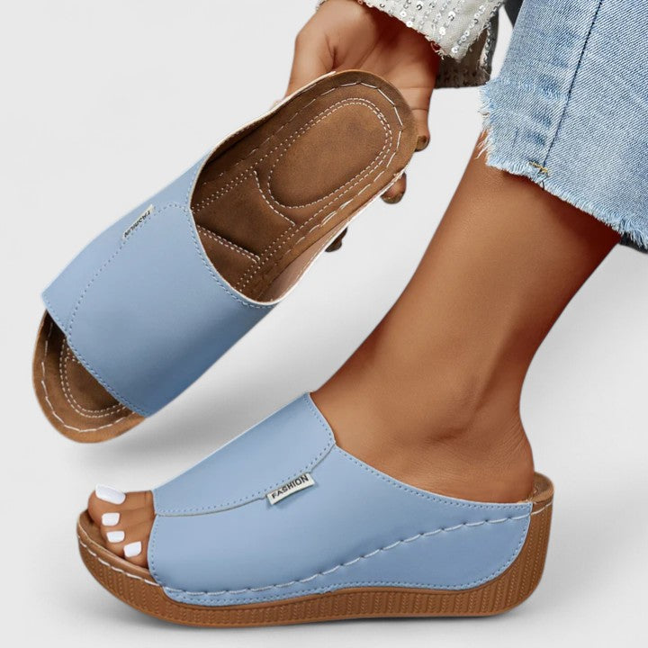 Blau / 12 US | 43 EU