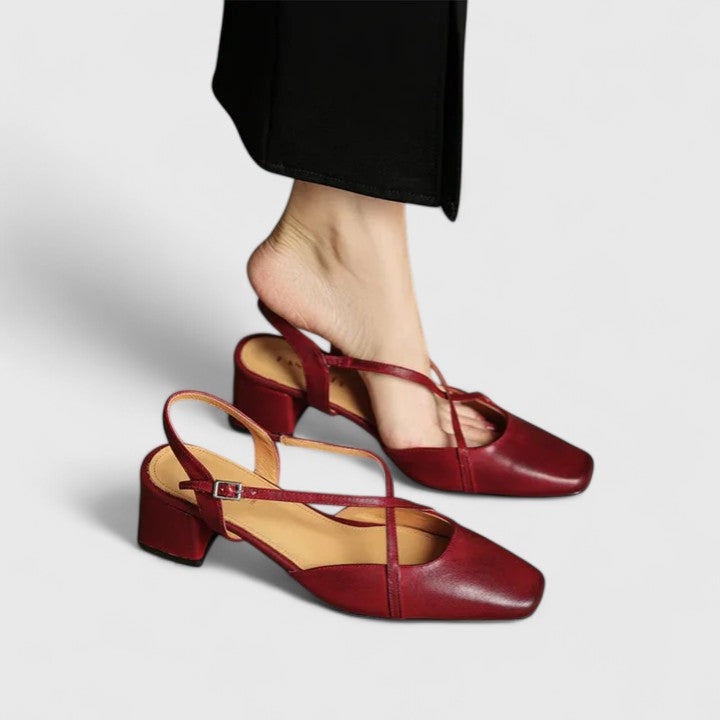 Rot / 9 US | 40 EU