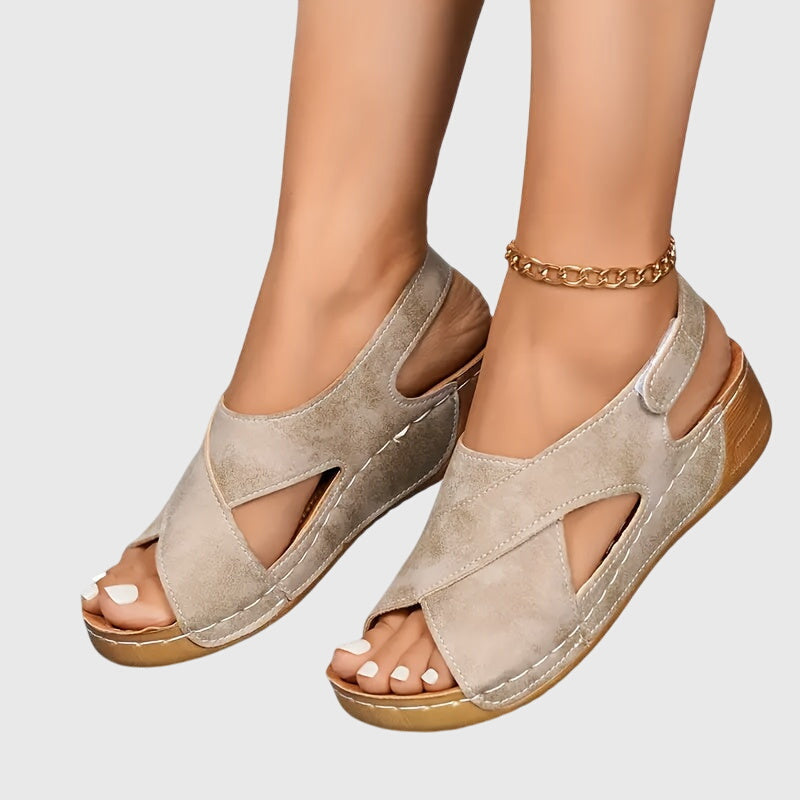 Beige Wildleder / 12 US | 43 EU