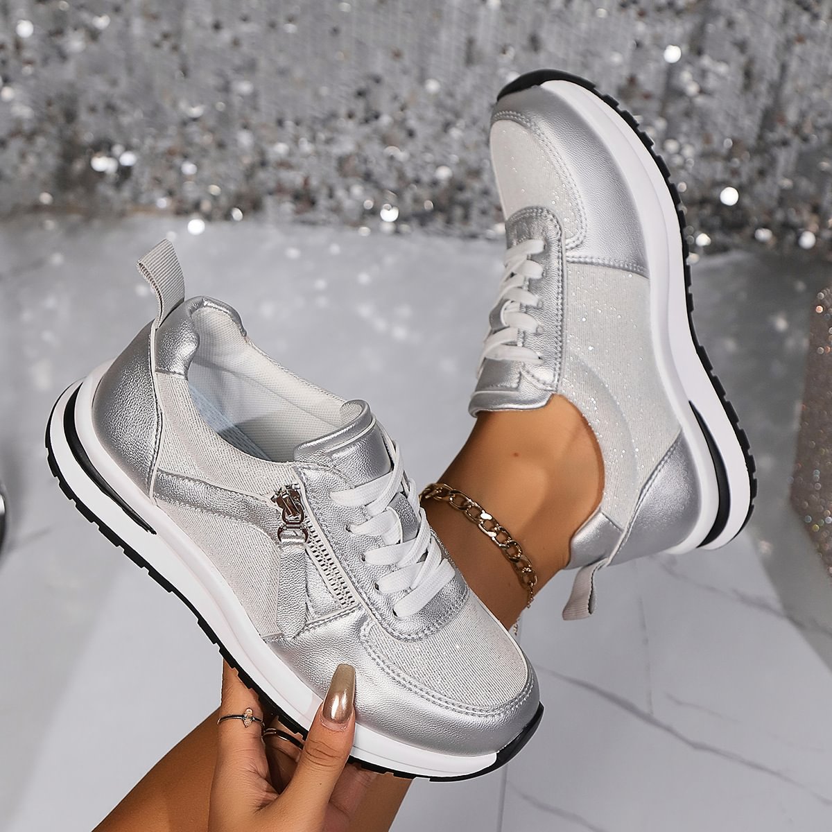 Silber / 12 US | 43 EU