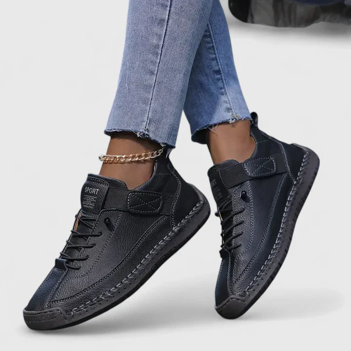 Schwarz / 12 US | 43 EU