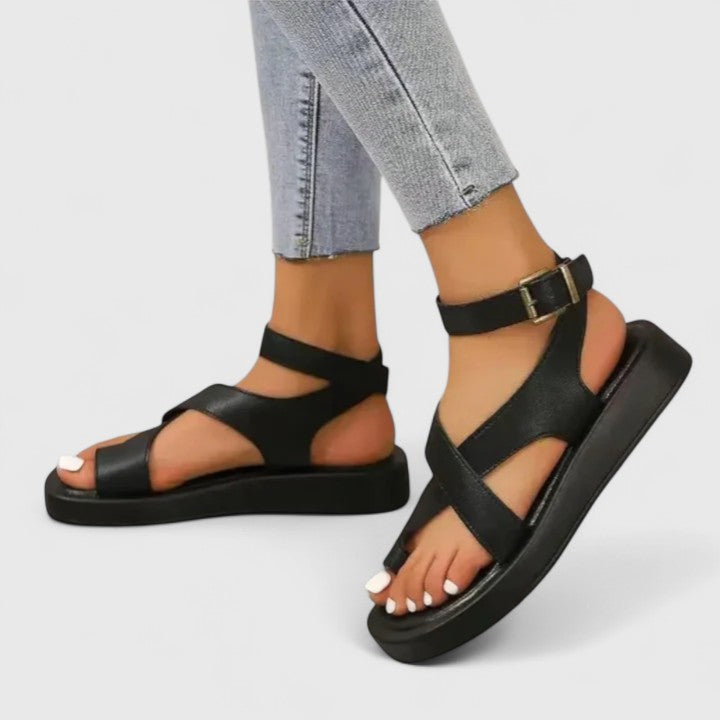 Schwarz / 12 US | 43 EU
