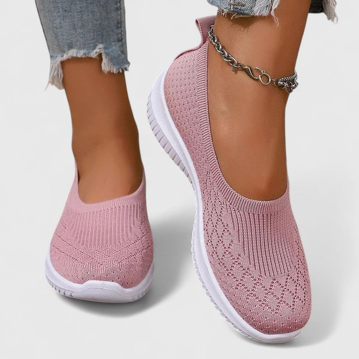Rosa / 12 US | 43 EU