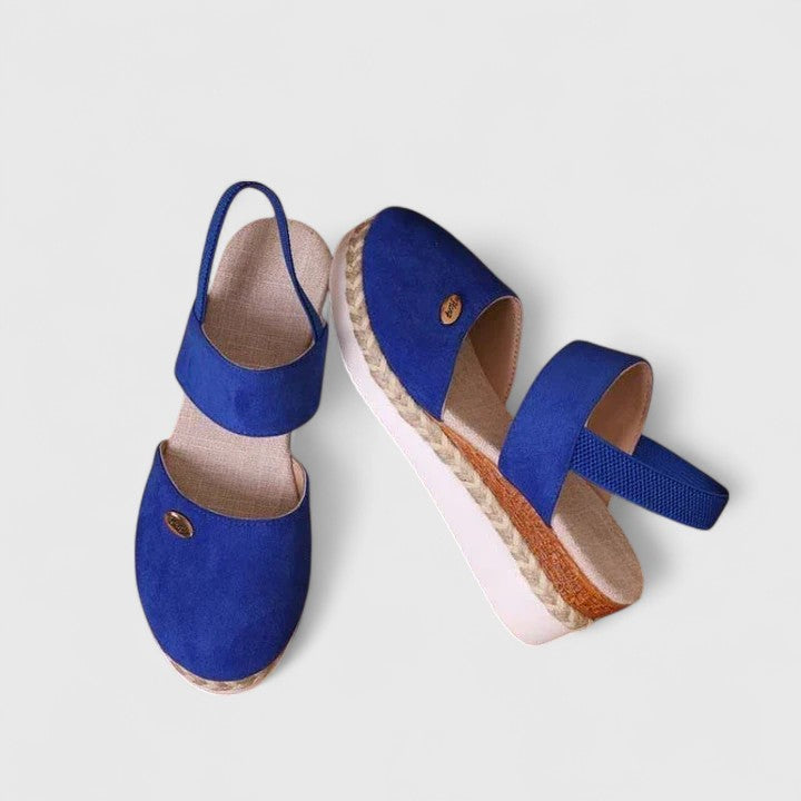 Blau / 11 US | 42 EU