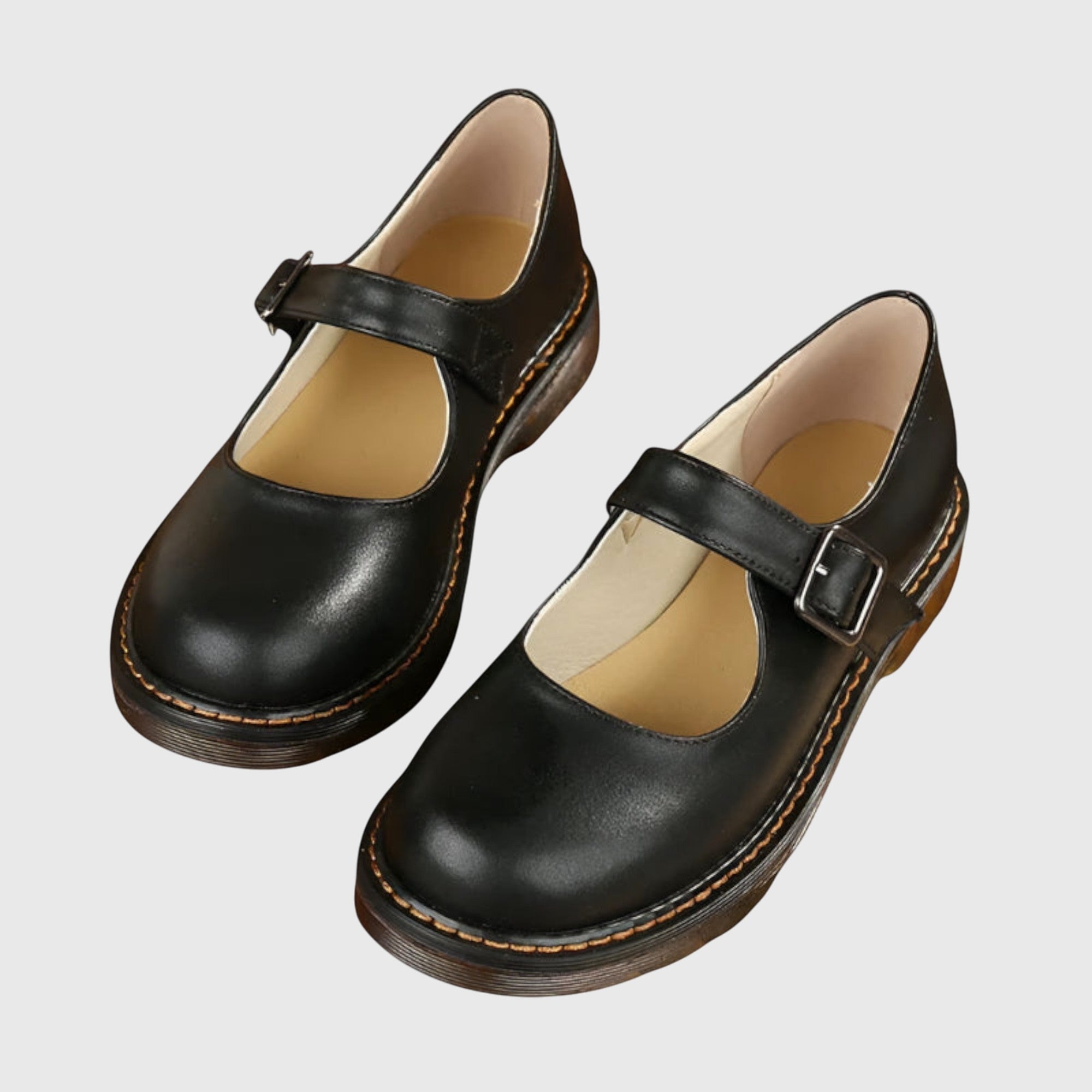 Schwarz / 9 US | 40 EU