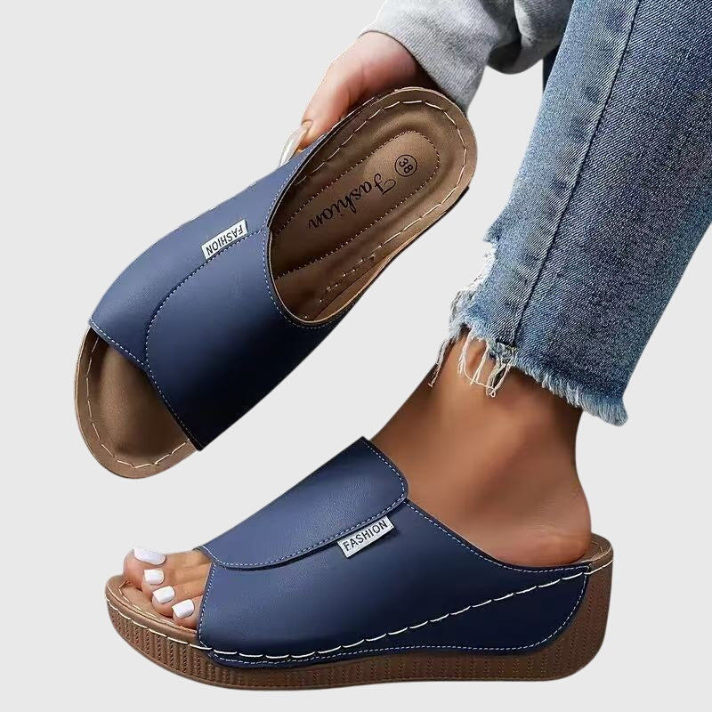 Blau / 12 US | 43 EU
