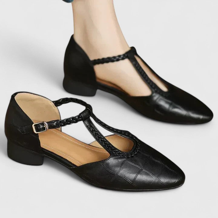 Schwarz / 9 US | 40 EU