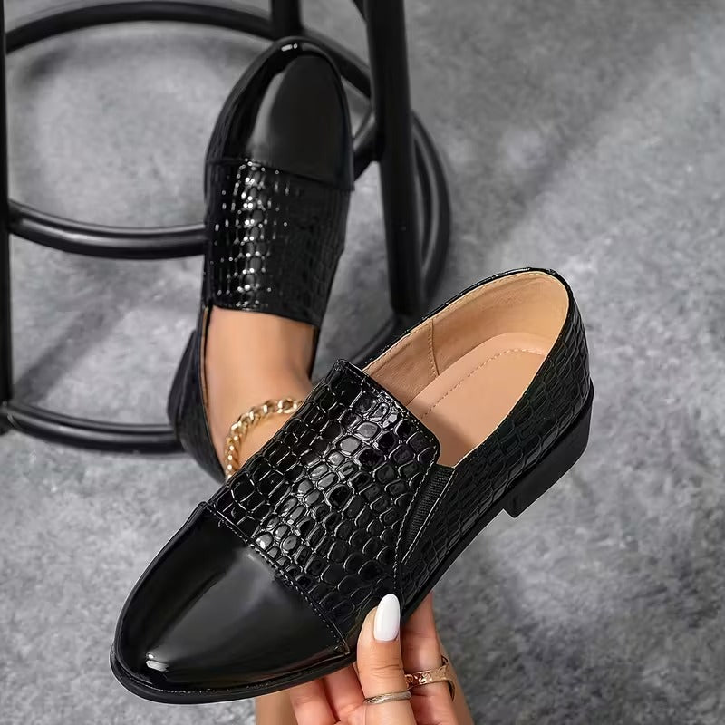 Black / 12 US | 43 EU