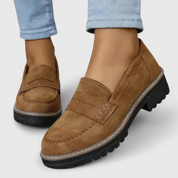 Brown / 12 US | 43 EU