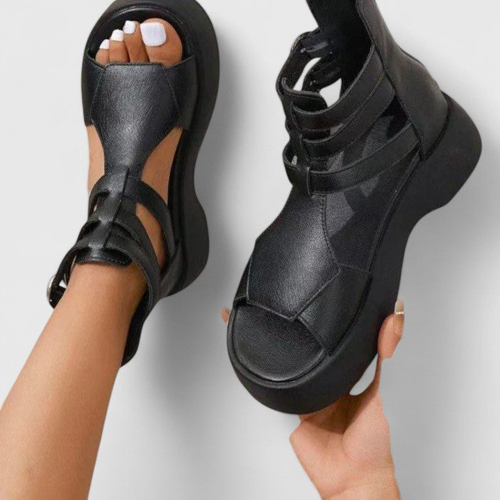Schwarz / 12 US | 43 EU